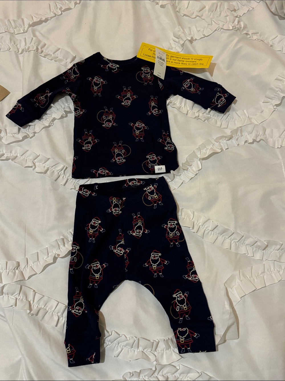 Gap . Organically grown  Cotton 
Navy Santa Print
Pajama Set